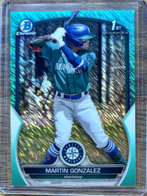 2023 Bowman Chrome Martin Gonzalez Aqua Shimmer Refractor 1st Prospect #/125 front