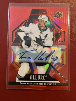 Tomas Hertl Red Rainbow Auto front