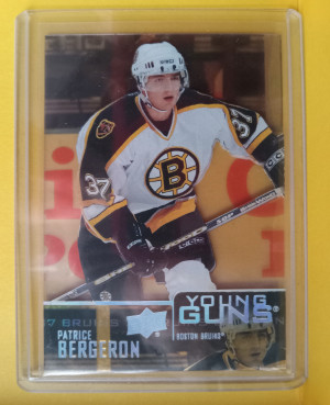 2020-21 Upper Deck Series 2 Young Guns Retro #204 Patrice Bergeron front