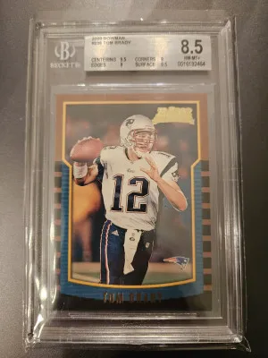 2000 Bowman Tom Brady Rookie Card front