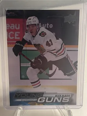 2022-23 Upper Deck Young Guns Alex Vlasic Rookie Card #248 Hockey Blackhawks front
