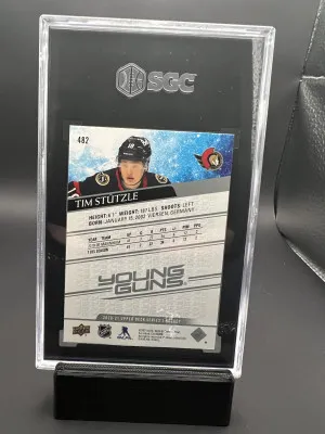 2020-21 Tim Stutzle Young Guns #482 SGC 9.5 back