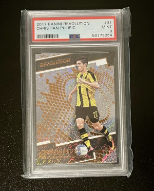 2017 Panini Revolution Christian Pulisic front