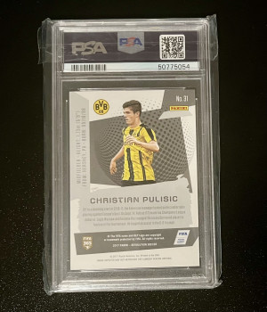 2017 Panini Revolution Christian Pulisic back