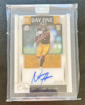 2021 Panini One Najee Harris Day One Auto /99 front