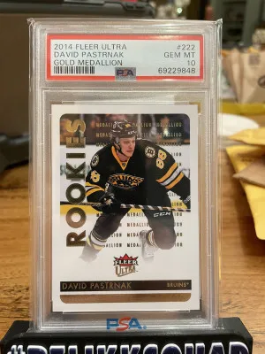 2014-15 Fleer Ultra Redemption Gold Medallion David Pastrnak #222 - POP 7 front