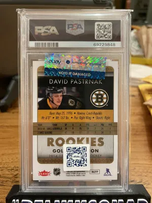 2014-15 Fleer Ultra Redemption Gold Medallion David Pastrnak #222 - POP 7 back