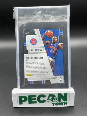 2019-20 Panini Prizm Sekou Doumouya Emergent SGC 9.5 back