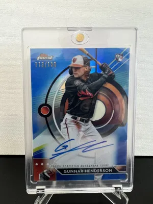 2023 Topps Finest Gunnar Henderson Auto /150
RC front