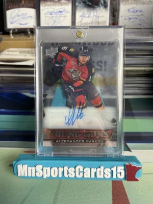 2020-21 UD Clear Cut Aleksander Barkov Young Guns Clear Cut Auto #RT-AB front