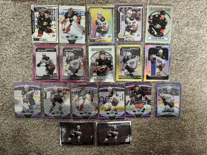 Anaheim Ducks O-Pee-Chee Platinum Set of 13 cards - Ryan Getzlaf, Jamie Drysdale, Trevor Zegras, 2019-20 violet pixels front