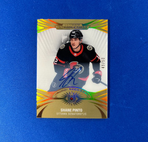 2021-22 UD Shane Pinto Ultimate Introductions Auto Gold /50 #UI-67 front