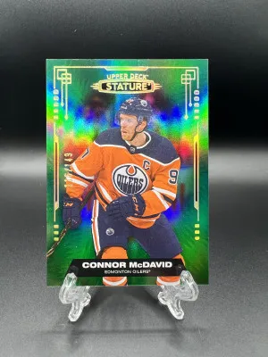 Connor McDavid 2021-22 Stature /149 front