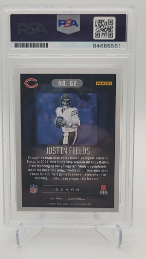 2021 Panini Illusions Justin Fields #62 (RC) Autogragh PSA/DNA Certified back