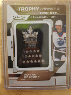 23-24 opc manufactured patch Trophy winners Conn Smythe Wayne Gretzky front