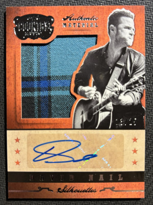 2014 Panini Country Music Silhouettes Memorabilia and Autograph David Nail 13/25 front