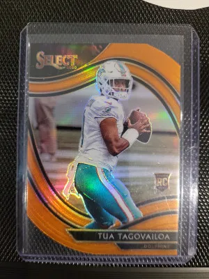 2020 Panini Select Orange Die-Cut Prizm Field Level #345 Tua Tagovailoa RC front