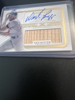 2023 Topps Definitive Bat/Auto Wade Boggs 10/40. front