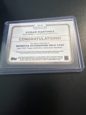 2023 Topps Definitive Collection Definitive Autograohed Relic Edgar Martinez 15/40 back
