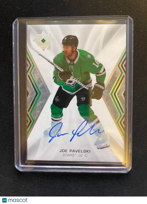 2021/22 UD ULTIMATE COLLECTION JOE PAVELSKI AUTO AUTOGRAPH #17 STARS front