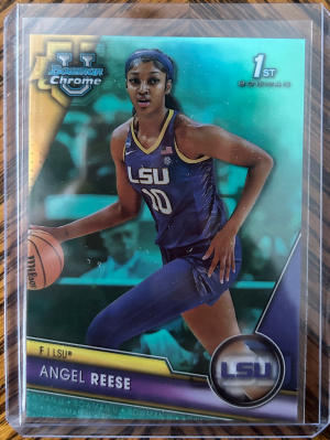 2023-24 Bowman U University Chrome 1st Angel Reese Green Refractor #35/99 front