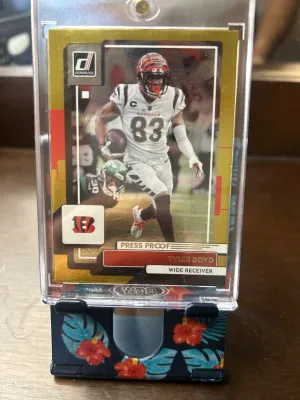 2022 Donruss Tyler Boyd Gold /50 front
