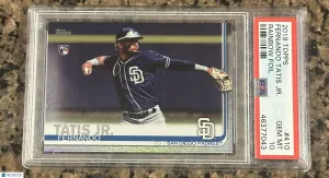 2019 Topps Fernando Tatis Jr #410 Rainbow Foil PSA 10 Gem Mint RC Rookie POP 345 front