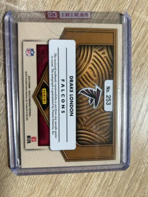 Drake London Rookie Gold Standard /149 back