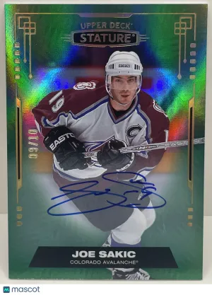 2021-22 Stature Hockey Joe Sakic #37 Emerald On Card Auto Autograph /10 front