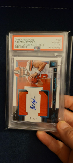 2018 Panini One Baker Mayfield Dual Patch Auto-Blue front