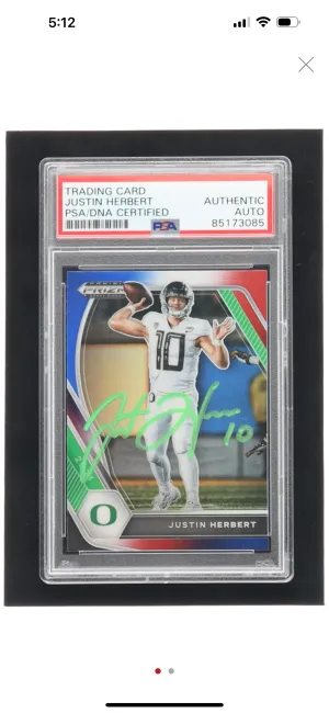 Justin Herbert Signed 2021 Panini Prizm Draft Picks Prizms Red White and Blue #20 (PSA) front