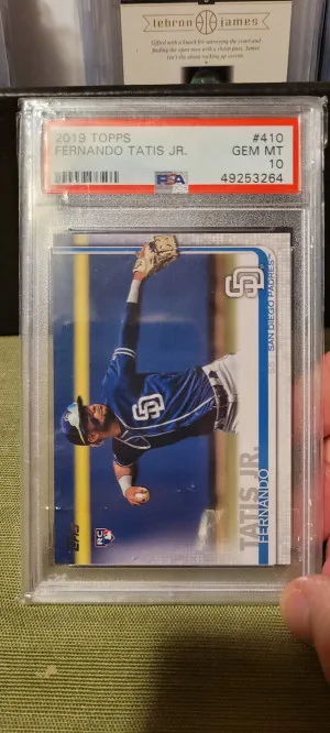 2019 Topps Fernando Tatis Jr. front
