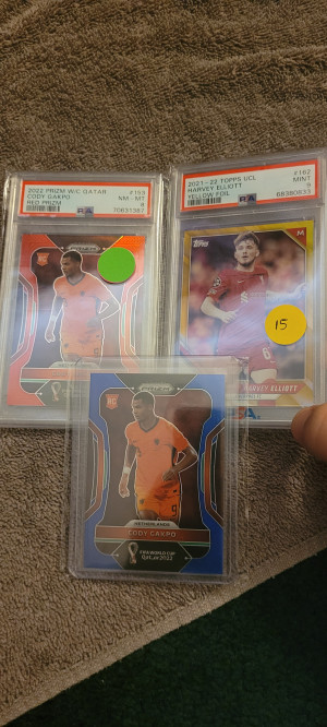 3-card Liverpool Lot 2 WC Prizm Cody Gakpo RCs & Harvey Elliott/250 front