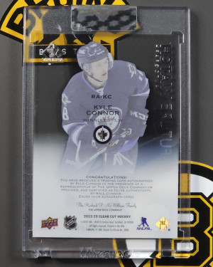 Kyle Connor 2022-23 UD Clear Cut Future Watch Auto [sealed] back