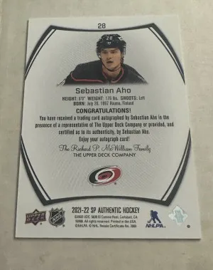 2021-22 SP AUTHENTIC HOCKEY #28 Sebastian Aho Black Gold Auto SP back