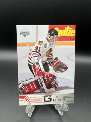 2001-02 Upper Deck Dominik Hasek Young Guns Flashback Chicago Blackhawks front