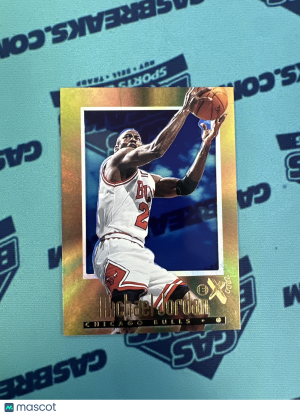 1997 Skybox Michael Jordan #9 Chicago Bulls front