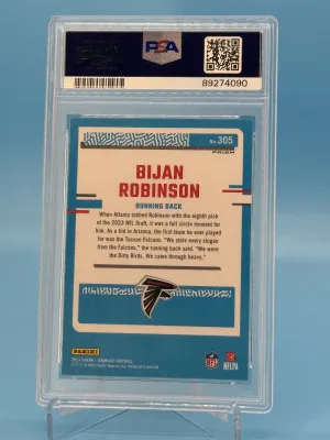 Bijan Robinson back