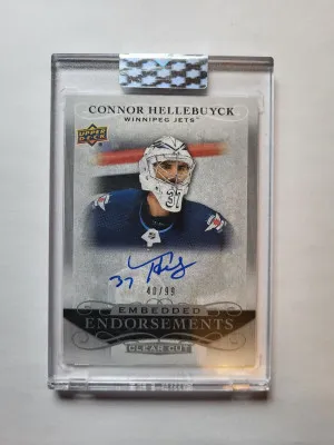 Connor Hellebuyck 2019-20 UD Clear Cut Embedded Endorsements Auto Card 40/99 back