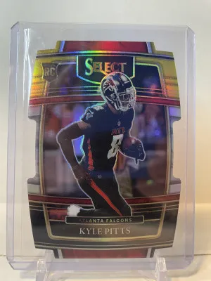 2021 Select Concourse Kyle Pitts Black and Yellow Die Cut Rookie front