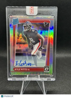 2021 Panini Donruss Optic Kyle Pitts #211 Holo Auto /50 Auto front