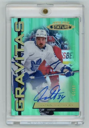 2021-22 UD Stature Auston Matthews Gravitas Auto Green /15 front