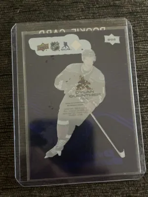 2022-23 Upper Deck Extended Smooth Grooves Sapphire Dylan Guenther back