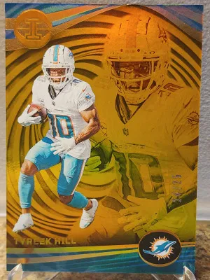 2023 Panini Illusions - Gold #70 Tyreek Hill /25 front