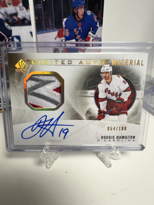 2020-21 SP Authentic Limited Patch Auto 054/100 Dougie Hamilton front