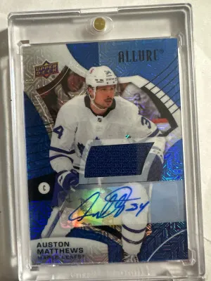 Austin Matthews Blue Line Jersey Auto 8/25 front