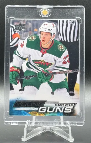 22-23 Upper Deck Young Guns Marco Rossi front