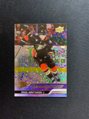 Mintyukov Speckled Rainbow Young Guns front