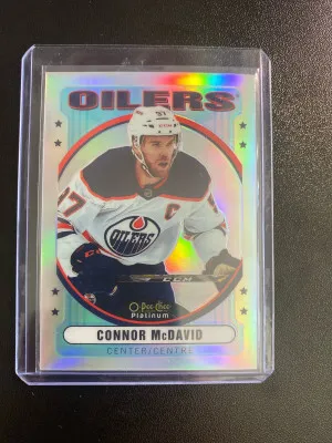 Connor McDavid 21-22 OPC Platinum Retro Rainbow front