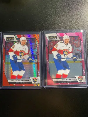 Aleksander Barkov 23-24 OPC Platinum Matte Pink & Red Prism /199 (2-Card Lot) front